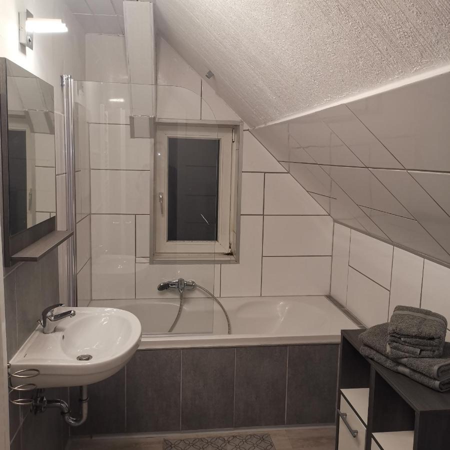 Ferienunterkunft Sson Detmold Buitenkant foto